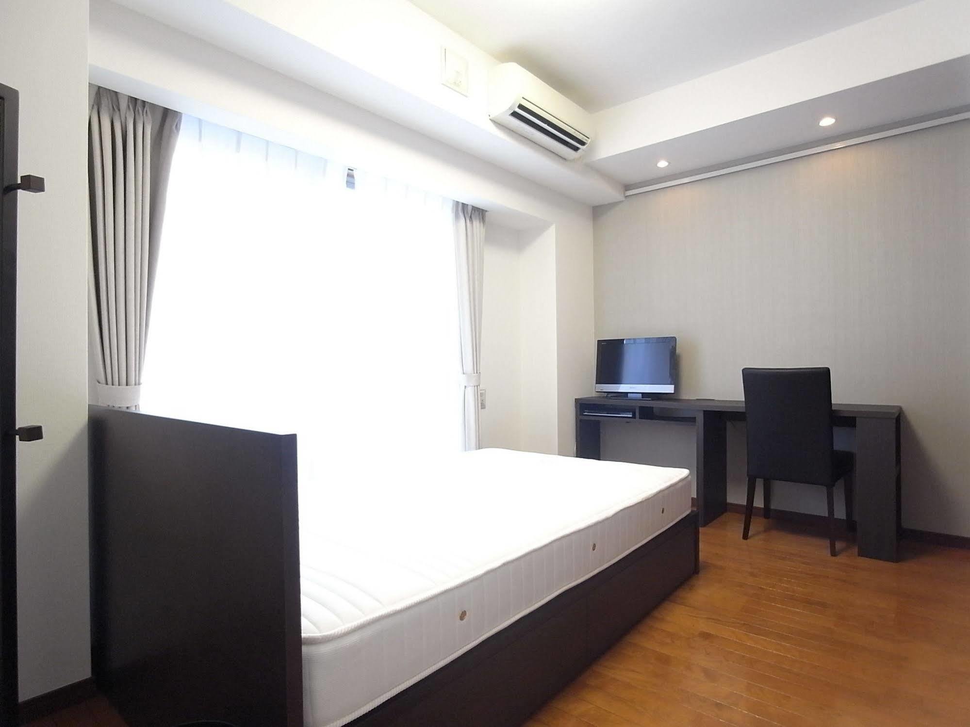 Palace Studio Shinjuku Tochomae Tokio Zewnętrze zdjęcie